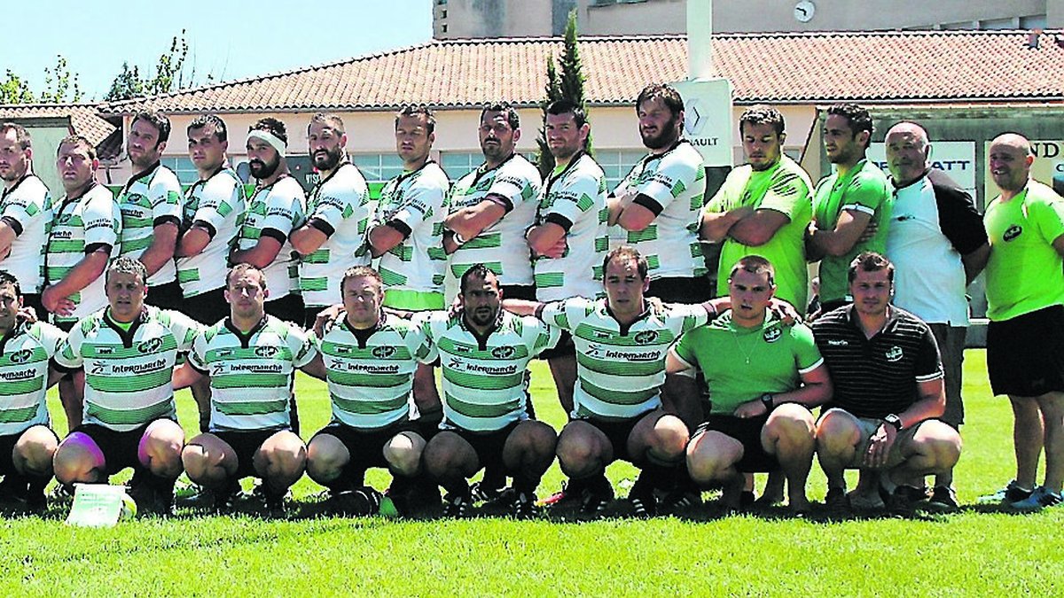 Maillot De Rugby Vintage Boulogne Sur Gesse - N°13 - Porté - Taille XL - Vert
