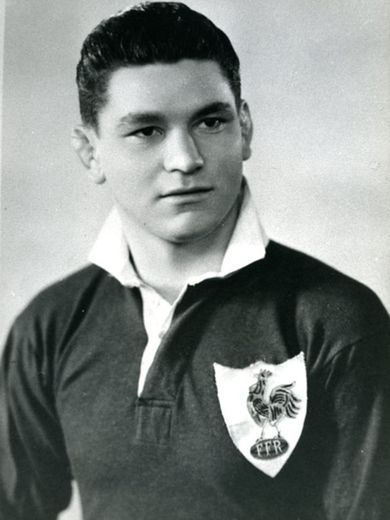 Henri Fourès honora 4 sélections en équipe de France, entre 1950 et 1951 