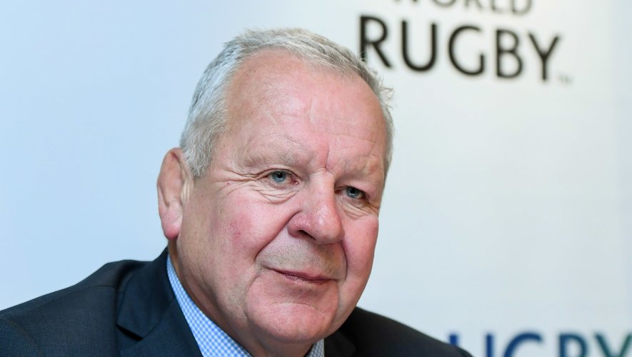 Bill Beaumont et World Rugby abandonnent leur projet de Ligue mondiale.