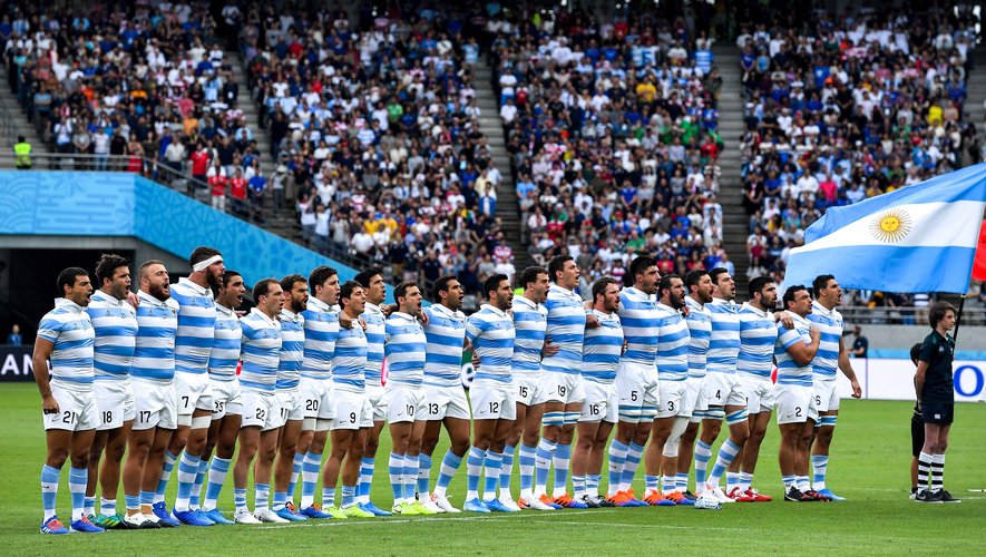 Les Argentins lors de l'hymne contre la France