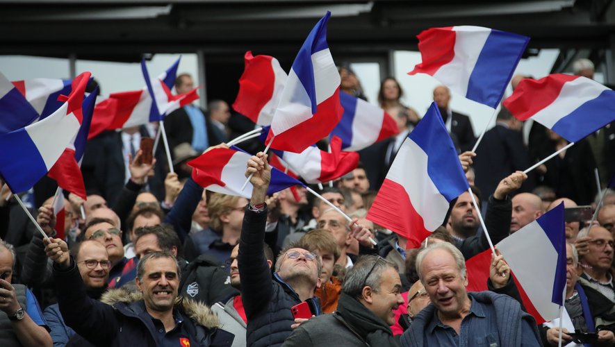 Le Stade de France a fait le plein pour accueillir des supporters ravis d’assister au renouveau de l’équipe de France. Photo M. O. - Patrick Derewiany