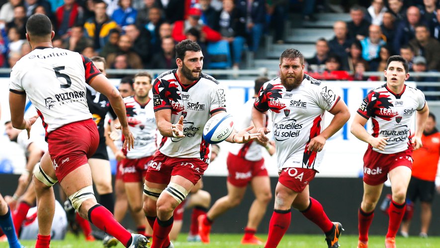 Charles Ollivon of Toulon during the Top 14 match between Castres and Toulon on May 25, 2019 in Castres, France. (Photo by Laurent Frezouls/Icon Sport)