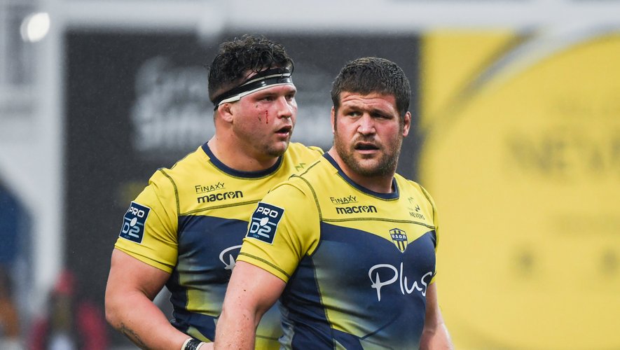 Jean Philippe Genevois and Nemo Roelofse of Nevers during the Pro D2 match between USON Nevers v Carcassonne on December 2, 2018 in Nevers, France. (Photo by Anthony Dibon/Icon Sport)