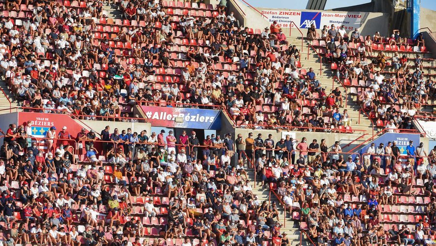 Les supporters lors du match amical entre Béziers et Toulouse