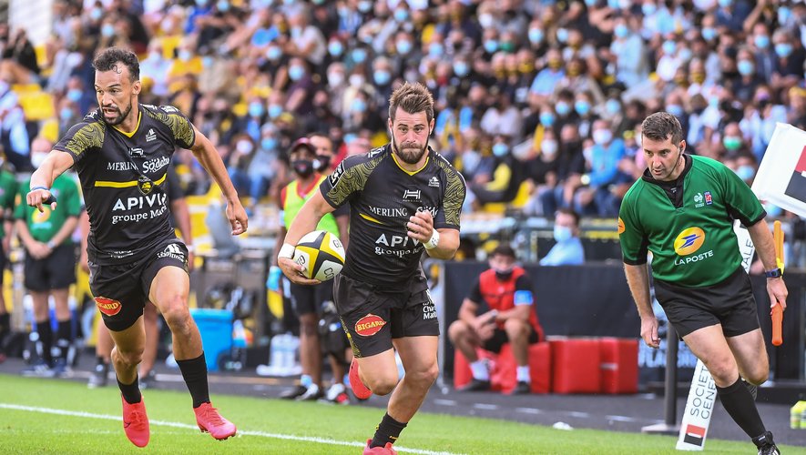 Arthur RETIERE of La Rochelle run to scores a try during the French Top 14 Rugby match between La Rochelle and Toulon, at Marcel Deflandre Stadium, La Rochelle, France on 5th September 2020. (Photo by Baptiste Fernandez/Icon Sport) - Stade Marcel-Deflandre - La Rochelle (France)