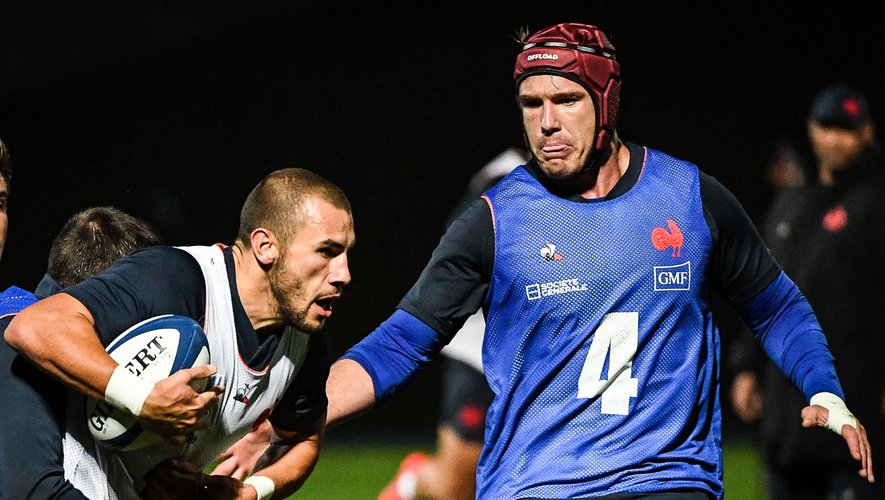Gabin VILLIERE of France and Bernard LEROUX of France during the training session of France at Centre national de rugby on October 28, 2020 in Marcoussis, France. (Photo by Matthieu Mirville/Icon Sport) - Bernard LE ROUX - Gabin VILLIERE - Centre National du Rugby - Marcoussis (France)