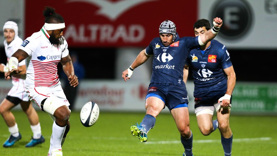 Florian Nicot of Colomiers  during the Pro D2 match between Colomiers and Biarritz Olympique on April 20, 2017 in Colomiers, France. (Photo by Manuel Blondeau/Icon Sport )