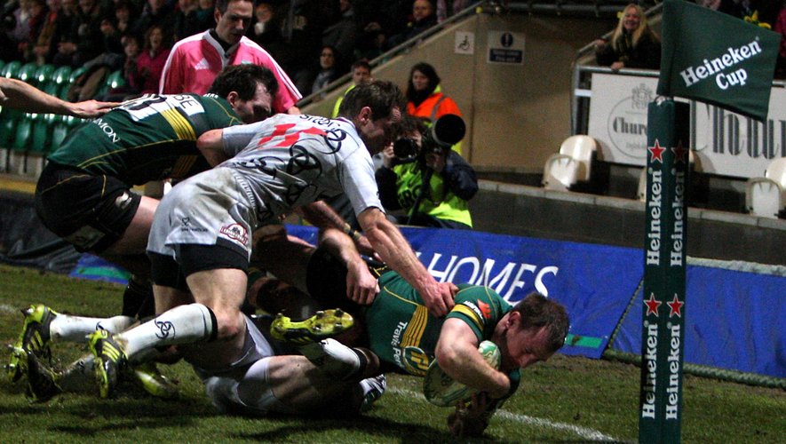 Rugby Union - Heineken Cup - Pool 1 - Round Five - Northampton Saints v Edinburgh Rugby Northampton Saints' Paul Diggin goes over for a try January 14 2011