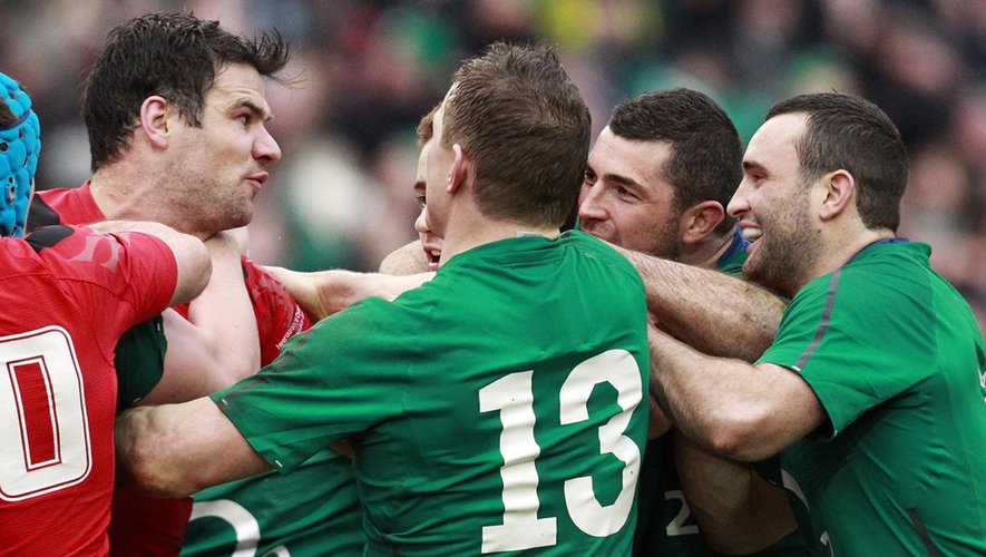 Wales scrum-half Mike Phillips gets stuck in against Ireland (Reuters)