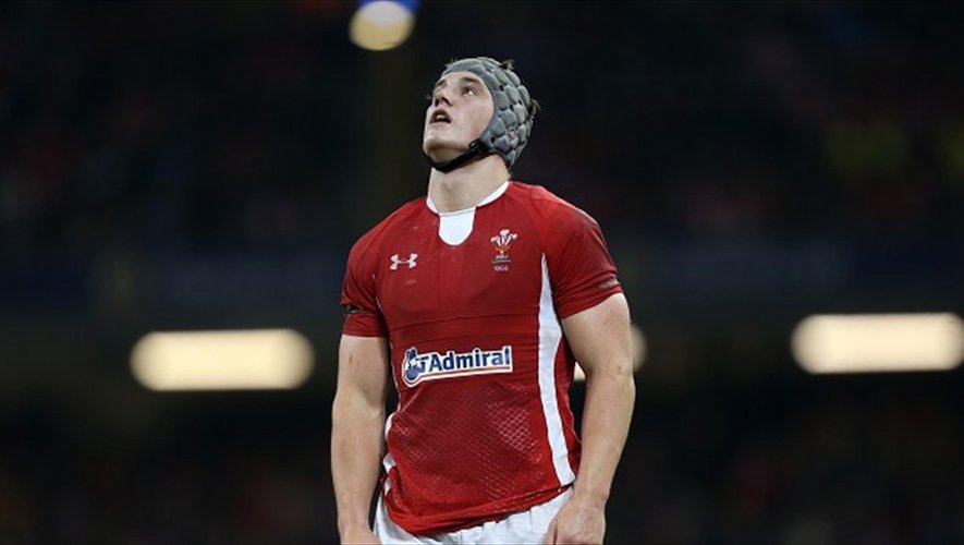 Wales centre Jonathan Davies, pictured, is continuing his fitness fight to play a part in this season's RBS 6 Nations Championship