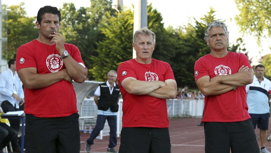 Benoit August, Eddie O'Sullivan et Pierre Chadabech : le trio d'entraîneurs de Biarritz