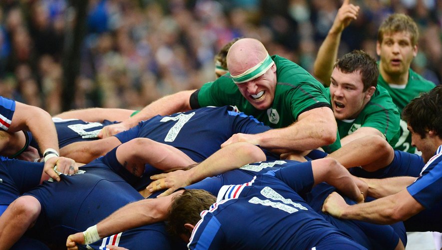 Gros combat entre la France et l'Irlande en 2014