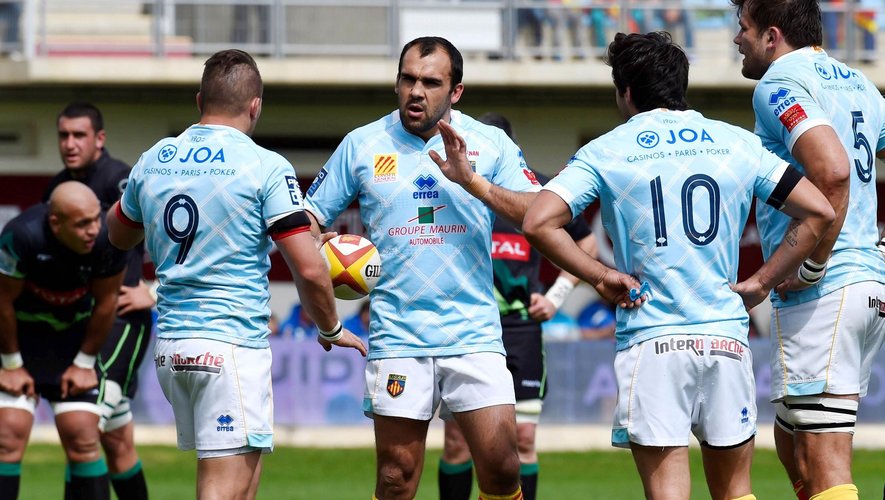 Short rugby USAP PERPIGNAN porté en TOP 14 2012/2013 ERREA away blanc L Short rugby USAP PERPIGNAN porté en TOP 14 2012/2013 ERREA away blanc L