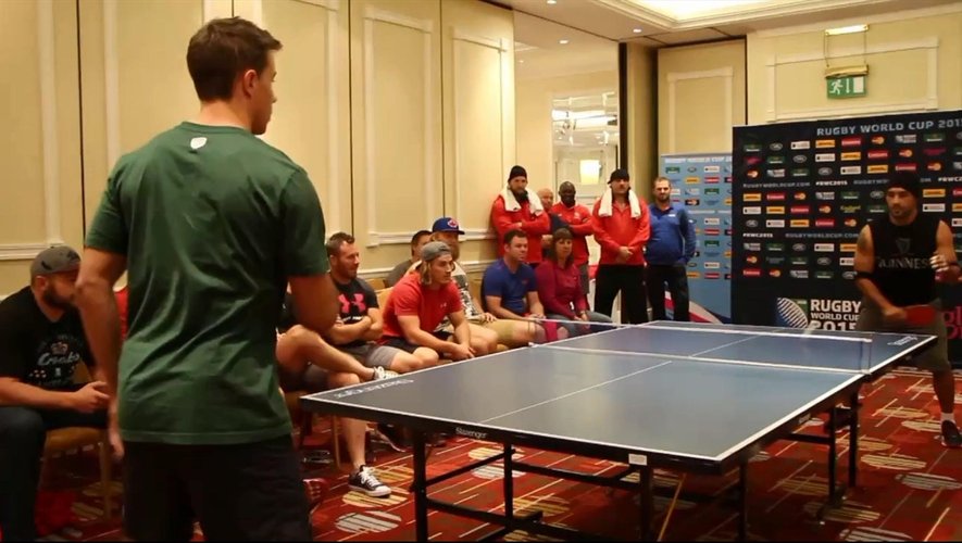 Les Canadiens ont organisé un tournoi de ping-pong