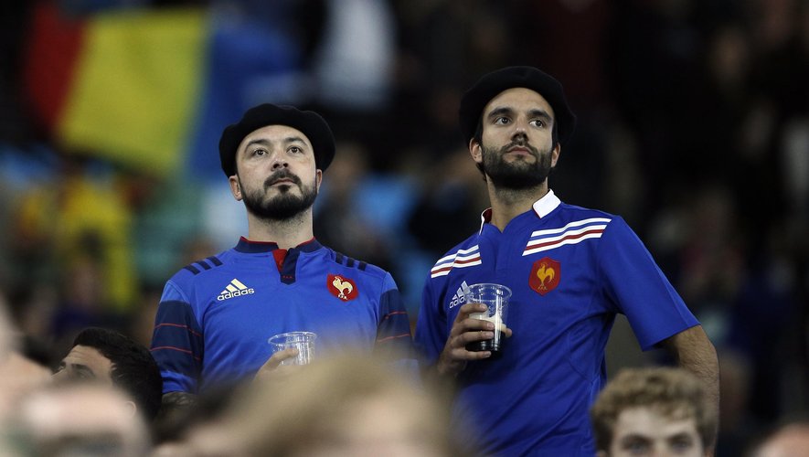 Petite déception chez les supporters français après France-Roumanie - 23 septembre 2015