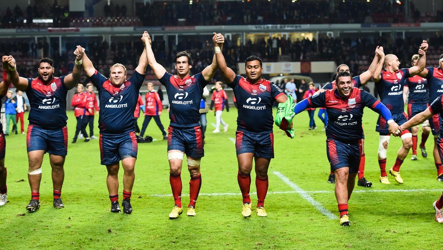 La joie des joueurs de Béziers après la victoire sur Bourgoin - 4 décembre 2015
