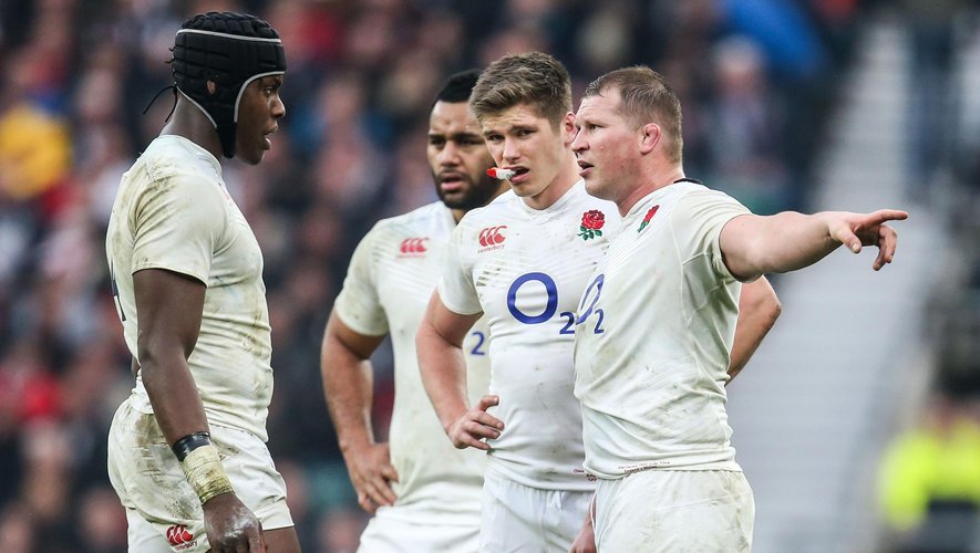 Dylan Hartley en discussion avec Maro Itoje (Angleterre) - 12 mars 2016