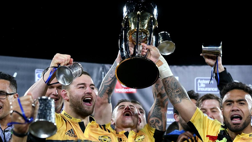 Les Hurricanes remportent le Super Rugby 2016