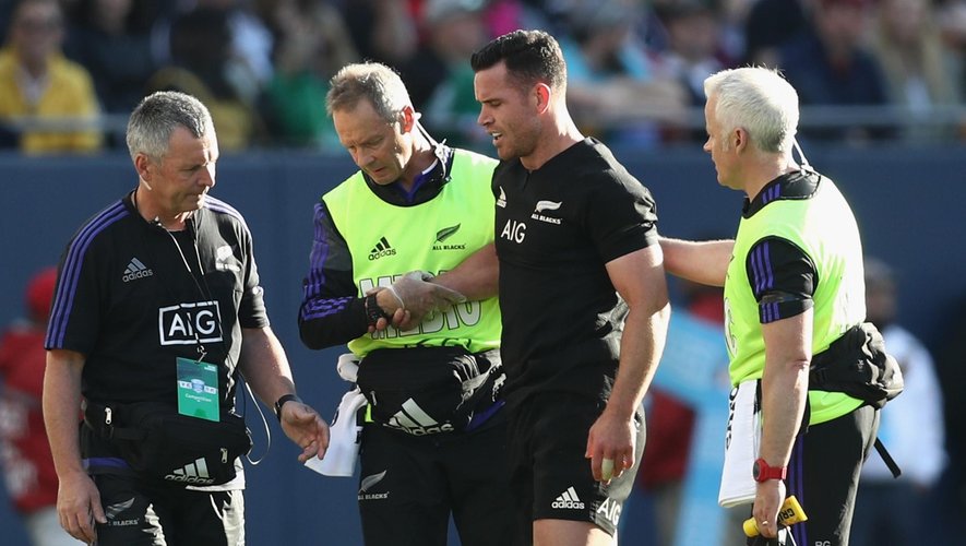 Ryan Crotty (Nouvelle-Zélande) sort sur blessure contre l'Irlande - 5 novembre 2016