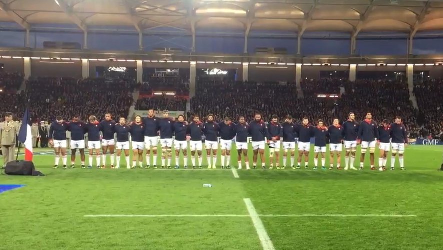 La minute de silence lors de France - Samoa