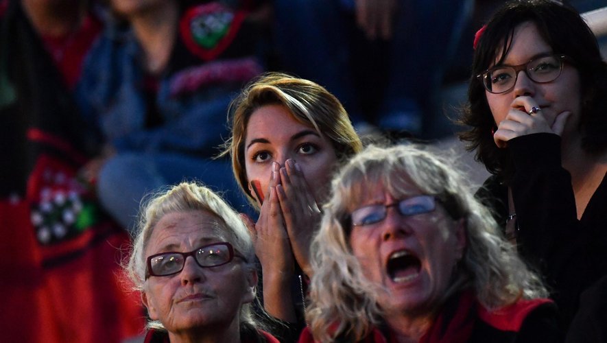 Les supporters toulonnais, inquiets lors de la finale contre Clermont (16-22) - 4 juin 2017