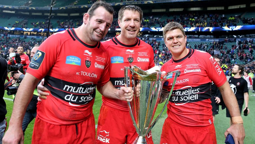 Carl Heyman, Bakkies Botha et Juan Smith (Toulon) célèbrent le titre en Rugby Champions Cup en 2015