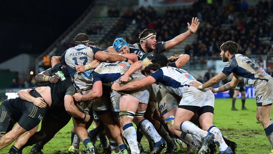 Brive pelouse validée et bâchée rugbyrama.fr