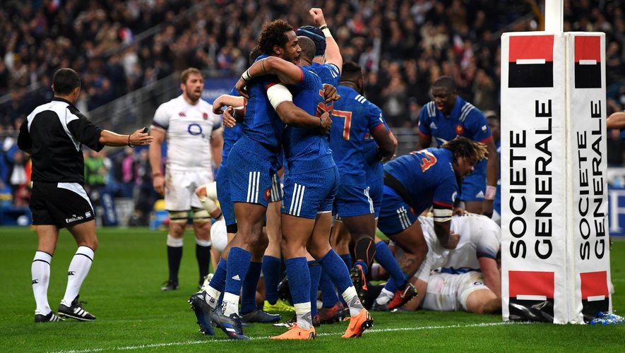 The French team celebrate victory after the NatWest Six Nations match between France and England at Stade de France on March 10, 2018 in Paris, France.