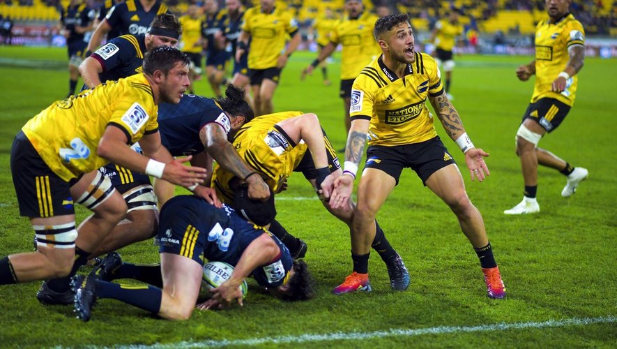 Super Rugby - Hurricanes
