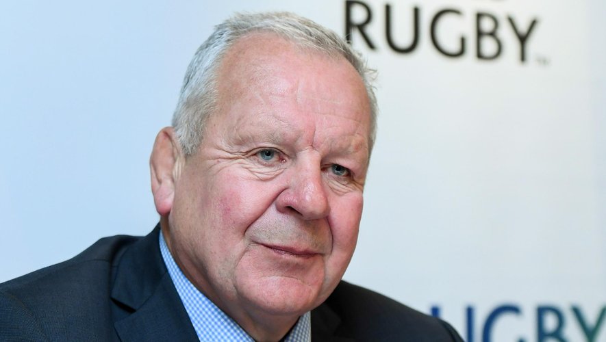Bill Beaumont (Angleterre) et désormais président de World Rugby
