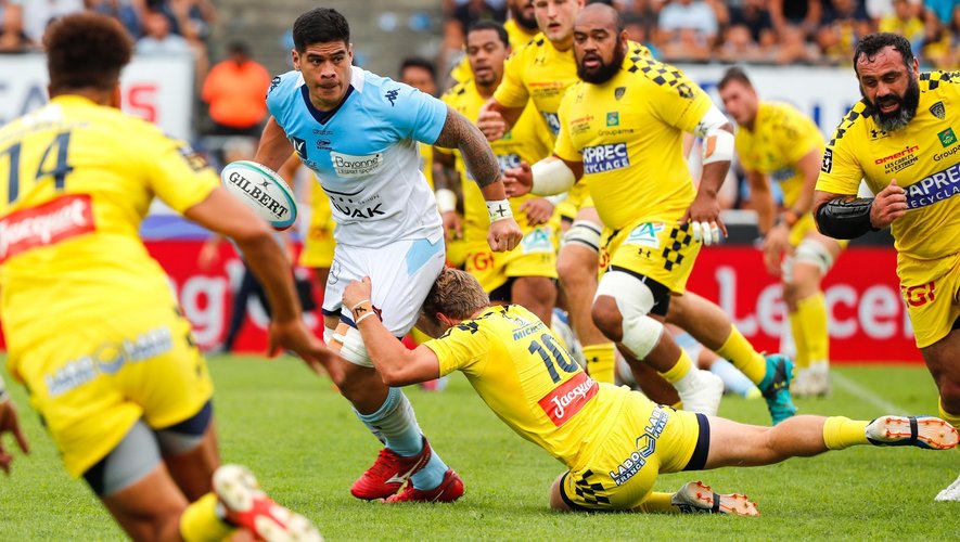 Top 14 - Filimo Taofifenua (Bayonne) contre l'ASM Clermont