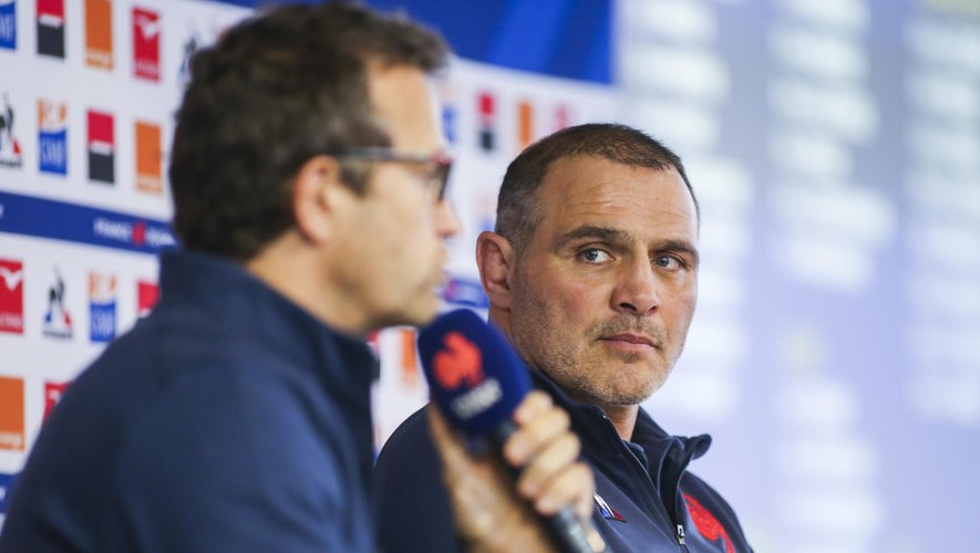 XV DE FRANCE - Raphaël Ibanez, manager des Bleus, en conférence de presse avec Fabien Galthi