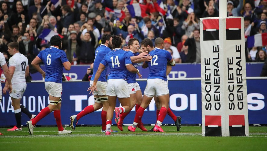 Tournoi des 6 Nations 2020 - La joie des joueurs du XV de France après l'essai de Vincent Rattez contre l'Angleterre