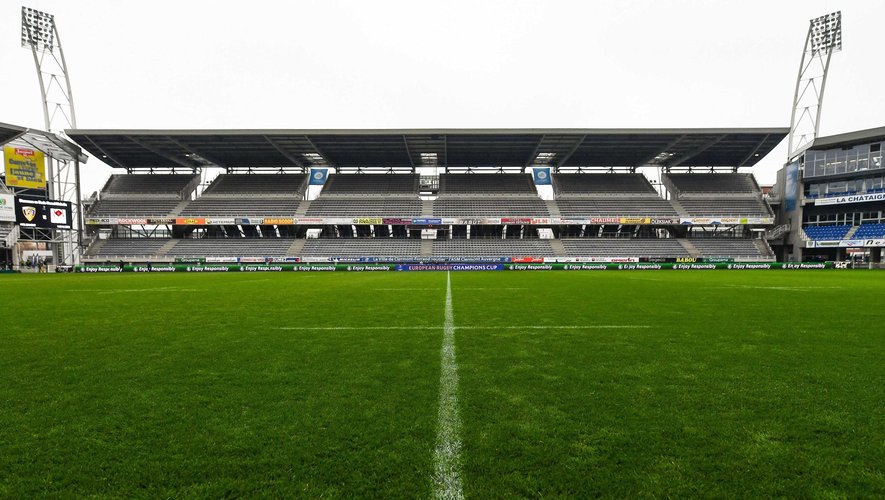 La pelouse hybride du stade Marcel-Michelin à Clermont - septembre 2016