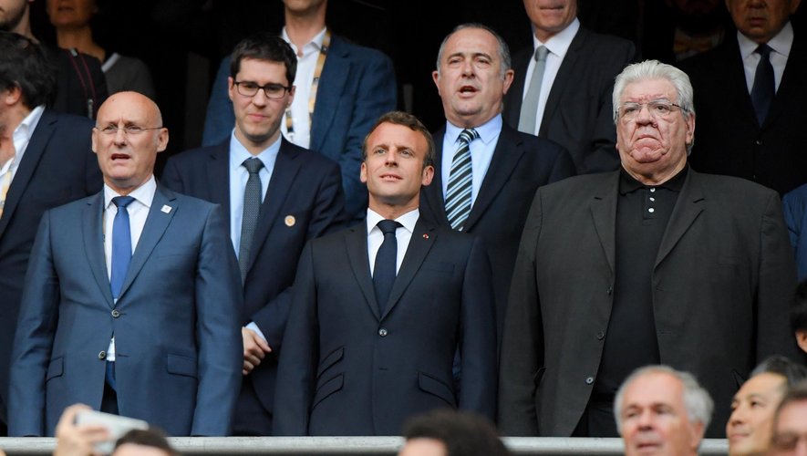 Finale Top 14 - Bernard Laporte (Président de la FFR), Emmanuel Macron (Président de la République) et Paul Goze (Président de la LNR)