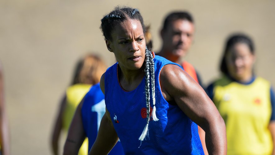 XV de France féminin - Safi N'Diaye lors d'un entraînement des Bleues