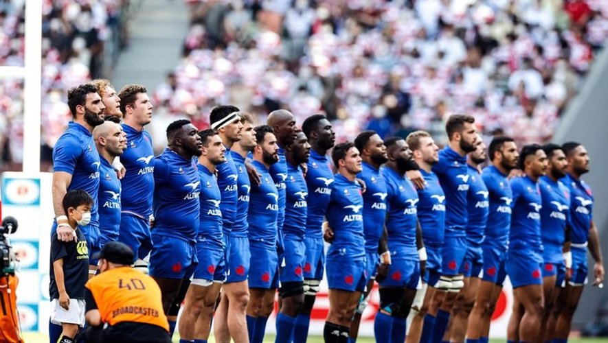 XV de France - Charles Ollivon et les Bleus durant les hymnes