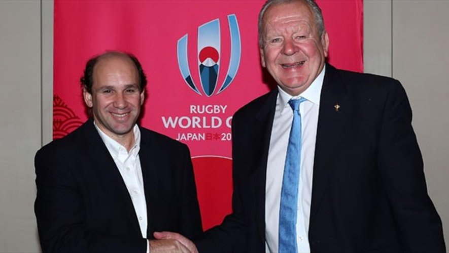 International - Sebastian Pineyrua, président de la confédération sud-américaine, avec Bill Beaumont, président de World Rugby