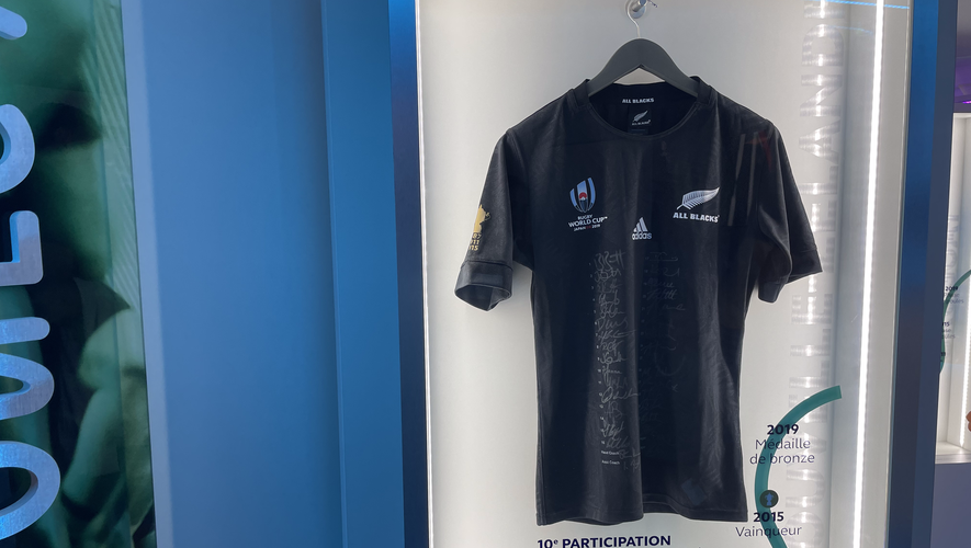Le maillot des All Blacks dans le vestiaire du France Tour 2023