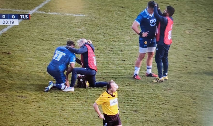 Champions Cup - Simon McIntyre and Nick Schonert receive treatment after their head-to-head clash.