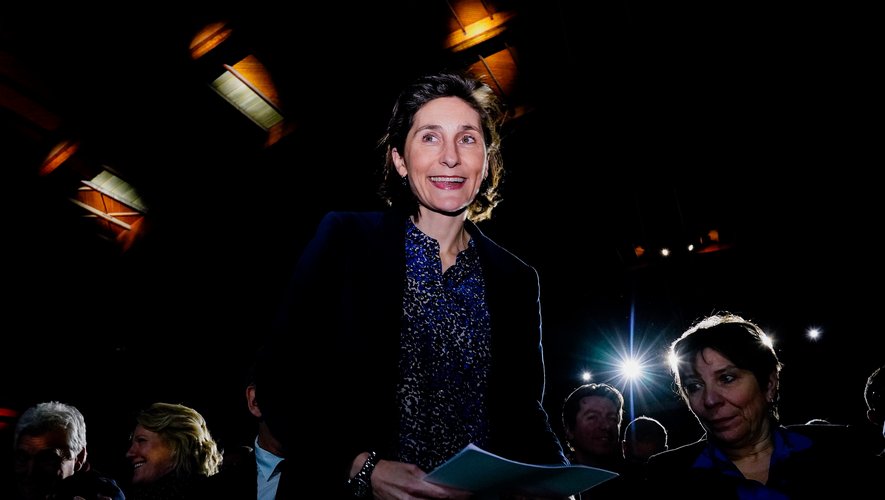 Amélie Oudéa-Castéra, ministre des Sports a réagi au référendum de la FFR.