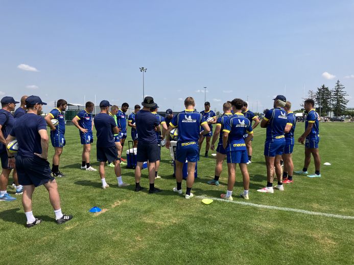 Maandag was een groot deel van het personeel aanwezig.