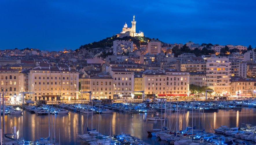 Planète Marseille : le Vieux Port et Notre Dame de la Garde