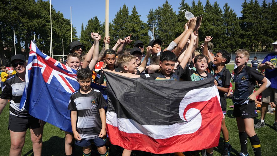 Ce sont les jeunes néo-zélandais qui ont remporté le tournoi réservé aux moins de 12 ans, en battant les Irtlandais en finale.