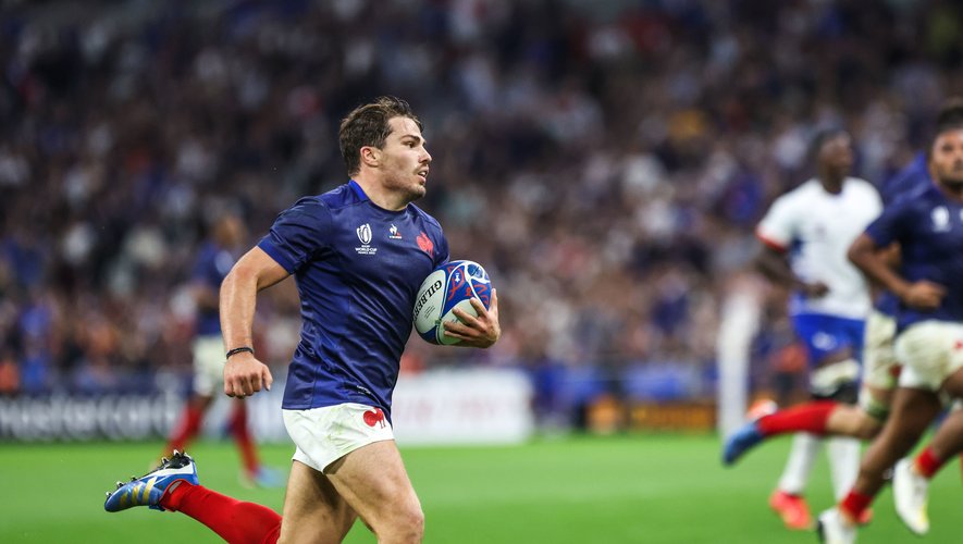 Coupe du monde de <b>rugby</b> 2023 / <b>XV de France</b> - Servat donne des nouvelles de Dupont