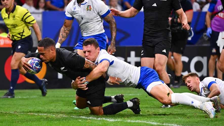 Mondiali di rugby 2023 – Barometro Nuova Zelanda – Italia: Aaron Smith imbroglione, Giacomo Nicotera travolto