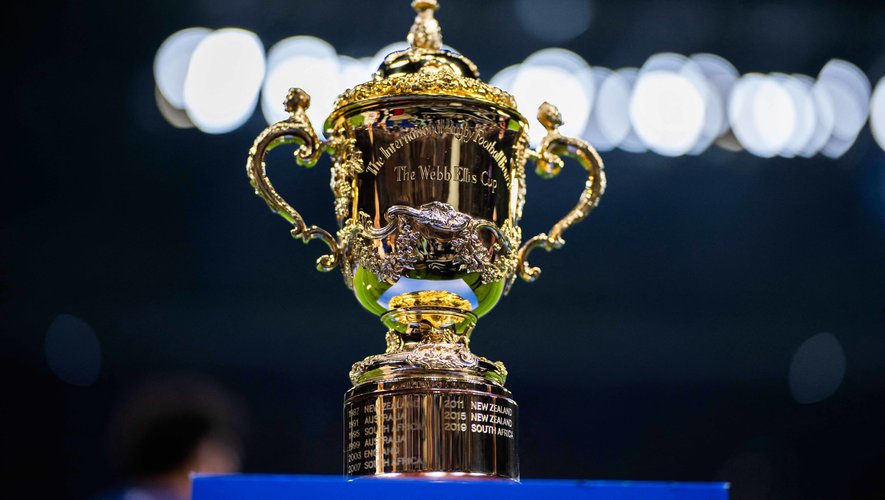 Le trophée Webb Ellis sera disputé entre 24 nations lors de la prochaine Coupe du monde