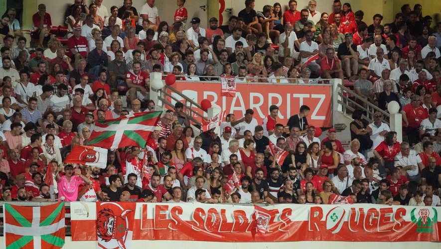 Les supporters du Biarritz olympique.