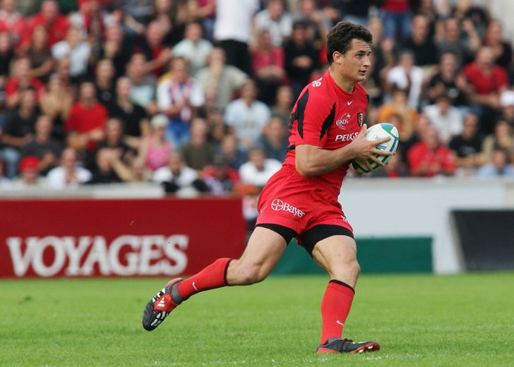 Arrivé à Toulouse en 2002, Yannick Jauzion aura porté le maillot toulousain jusqu'en 2012. Il a remporté 3 championnats et 3 Coupes d'Europe avec les Rouge et Noir.
