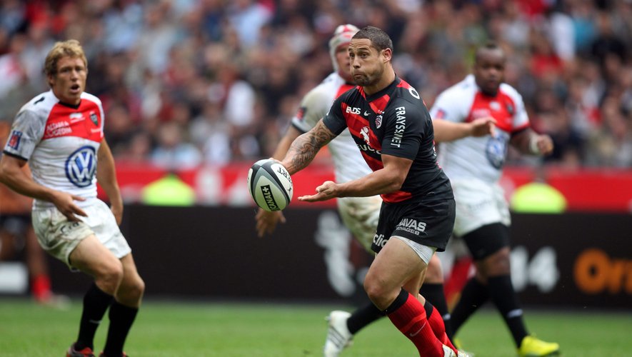 Luke McAlister face à Toulon en finale en 2012